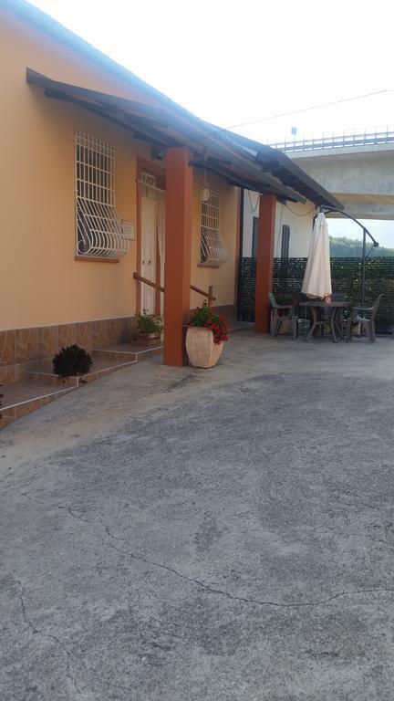 La Casa Dei Nonni Bed & Breakfast Кампания Екстериор снимка