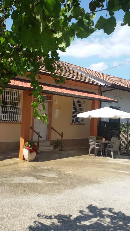 La Casa Dei Nonni Bed & Breakfast Кампания Екстериор снимка